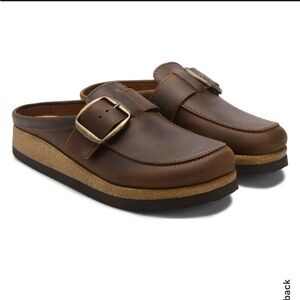 White Mountain Bueno Clogs